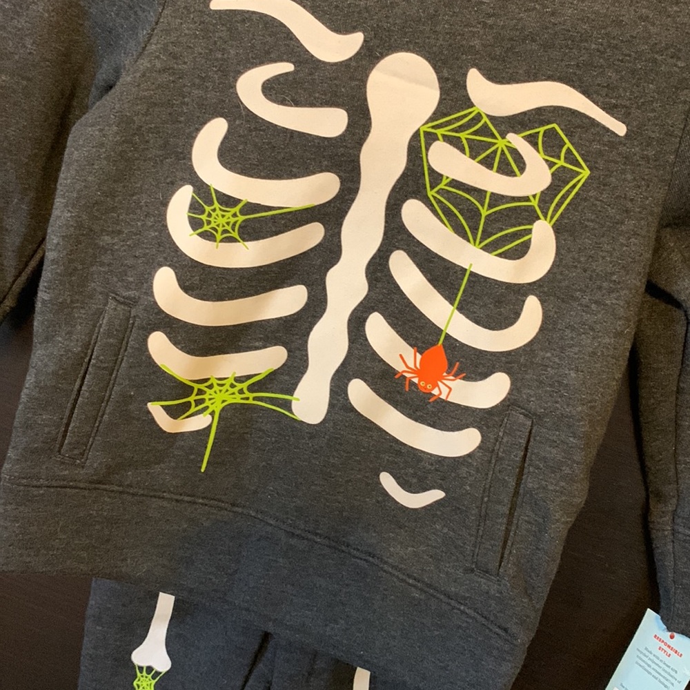 Cat & Jack Unisex Halloween Skelton Jogger Set - Picture 6 of 15